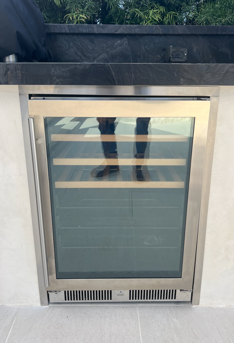 Blaze 24-Inch 5.5 Cu. Ft. Outdoor Rated Beverage Cooler