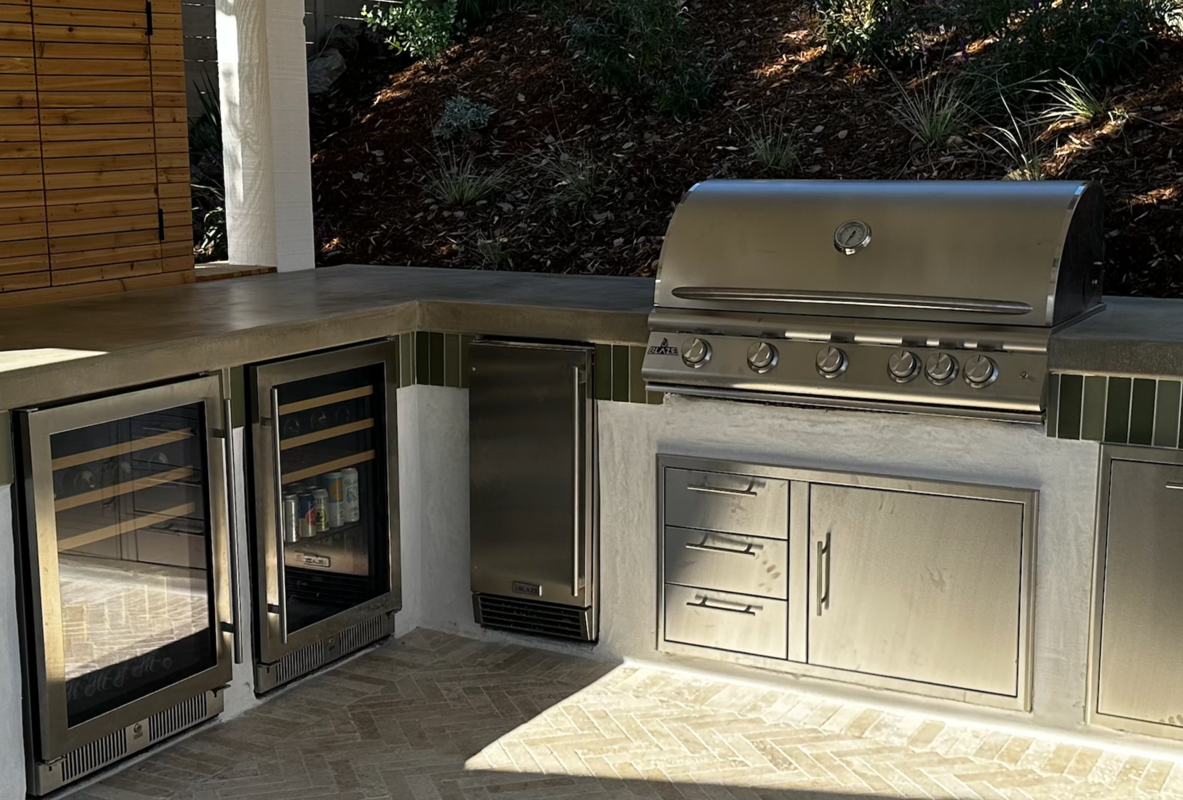 Blaze 50 Lb. 15-Inch Outdoor Rated Ice Maker With Gravity Drain