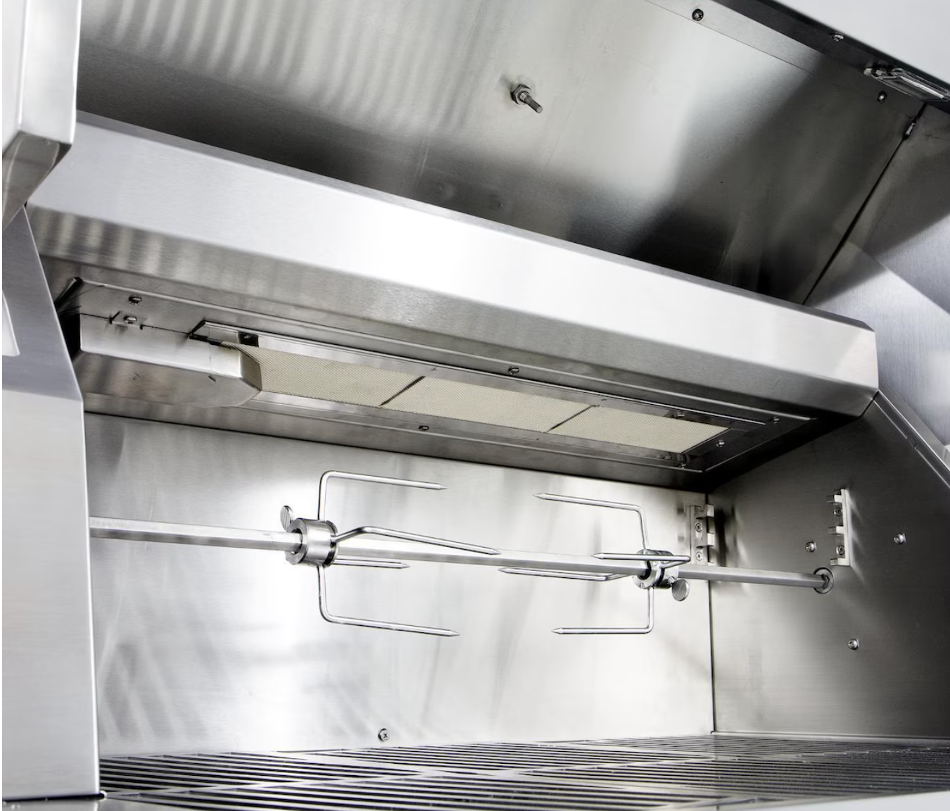 Hestan 36"  Built-In Grill W/ Sear Burner & Rotisserie - Steeletto