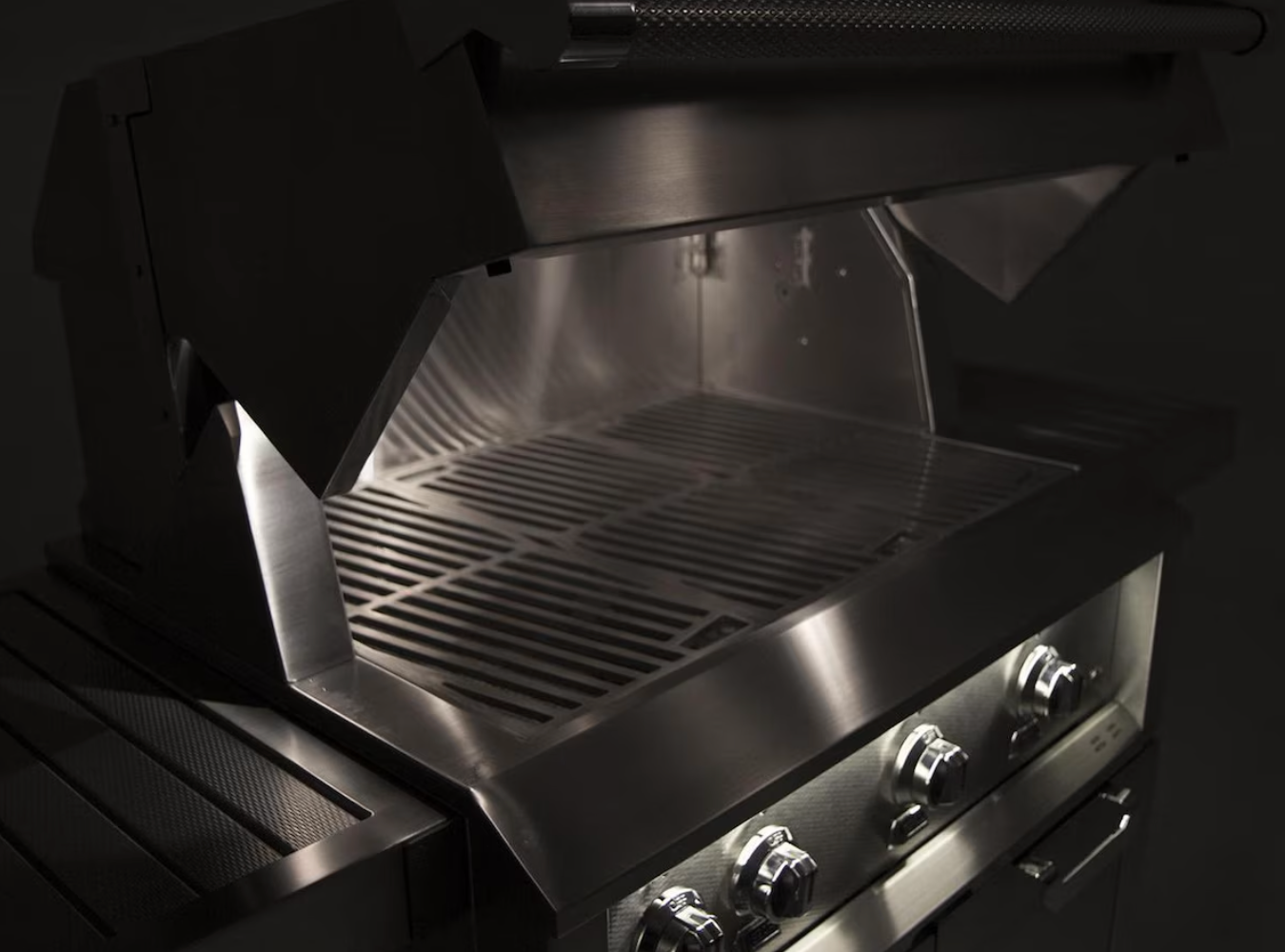 Hestan 36"  Built-In Grill W/ Sear Burner & Rotisserie - Steeletto